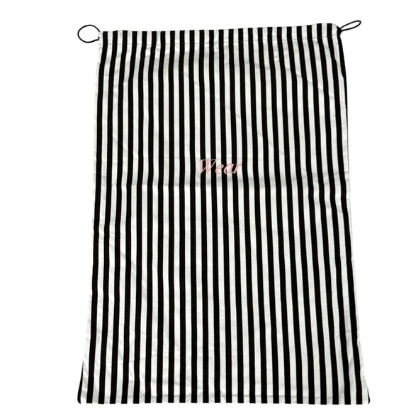 Henri Bendel Laundry Bags Brown White Stripe Wash Wear Drawstring 16 x 24 2-PC - Picture 3 of 14